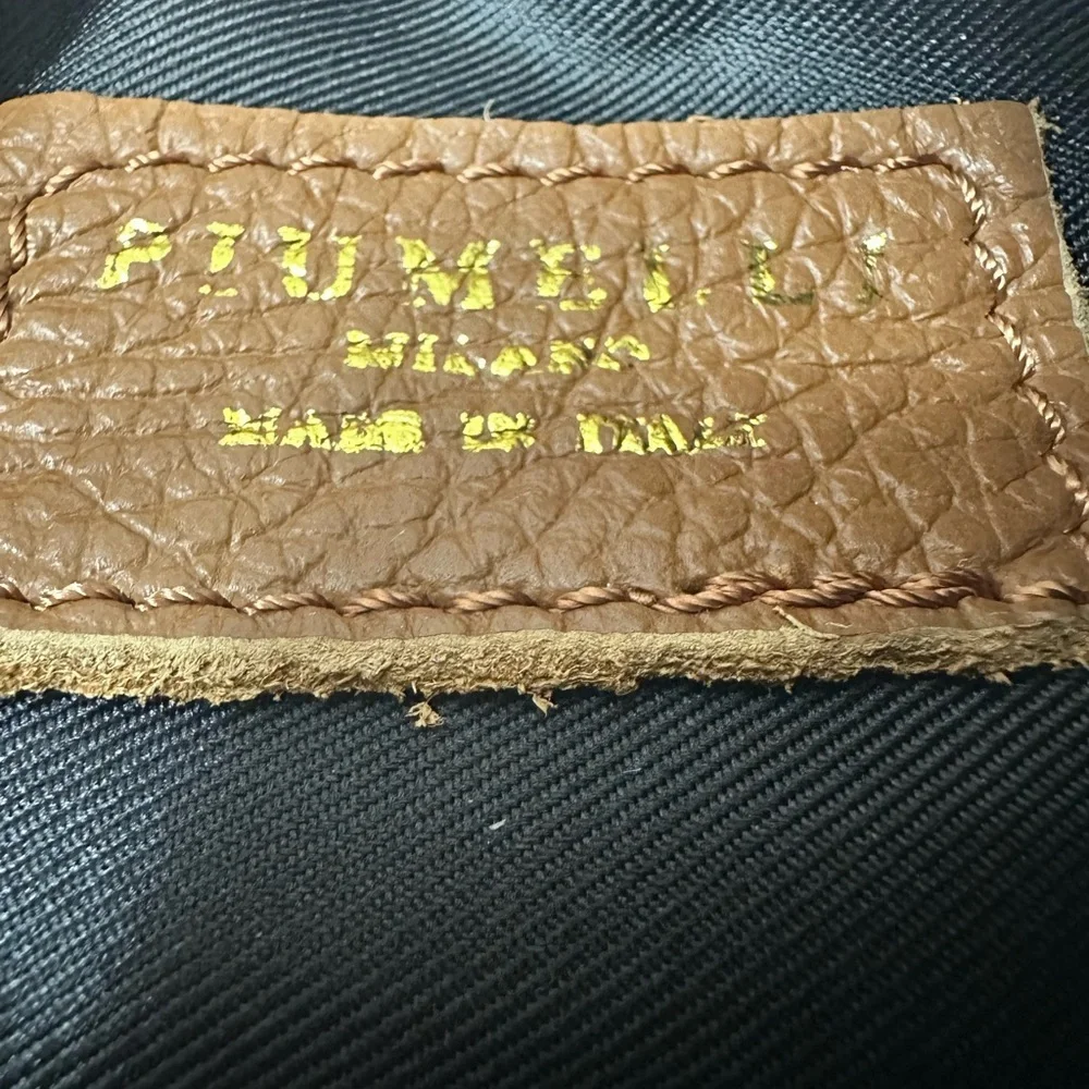 Floral Embellished Brown Wristlet - Picture 3 of 9
